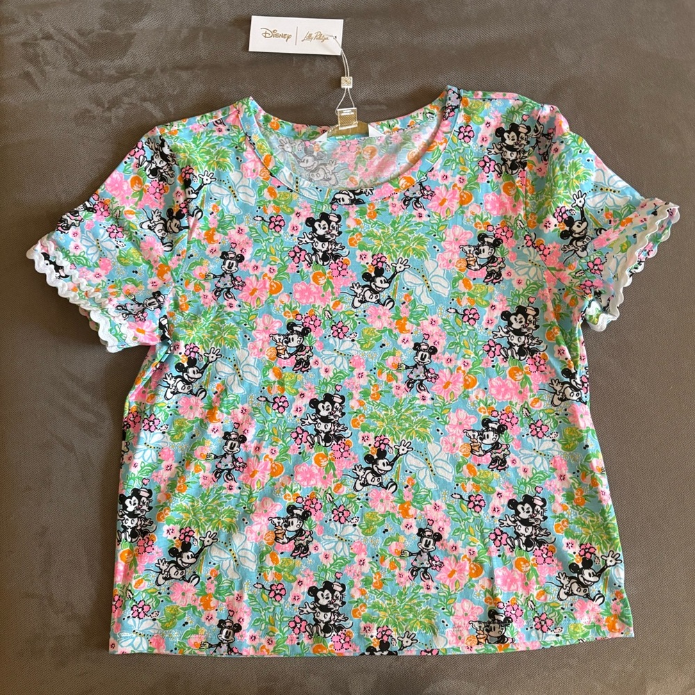 NWT Lilly Pulitzer Lilly Hearts Loves Disney Clairmont Trimmed Knit Lace Top M - Picture 2 of 2